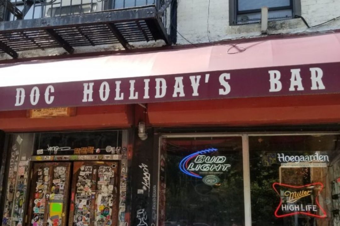 docholliday's_newyork_divebar